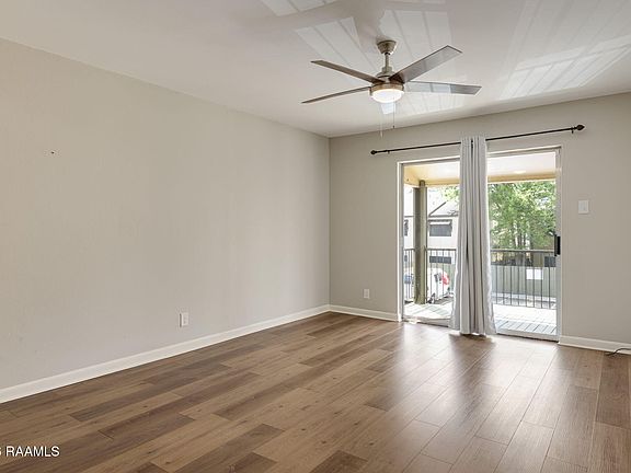 5th image of 220 Doucet Rd APT 209B