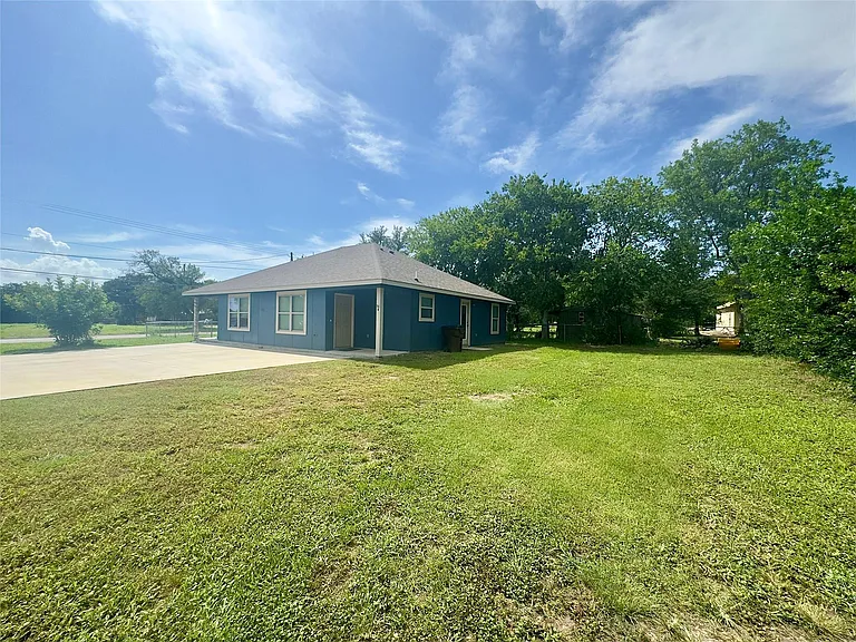 513 W China St #B — Photo 20