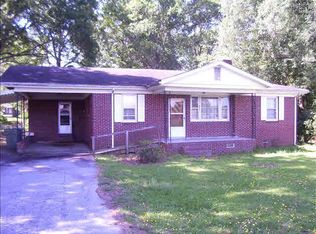 501 W Highland St, Saluda, SC 29138
