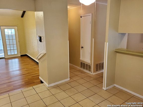 5th image of 137 Meadow Dr