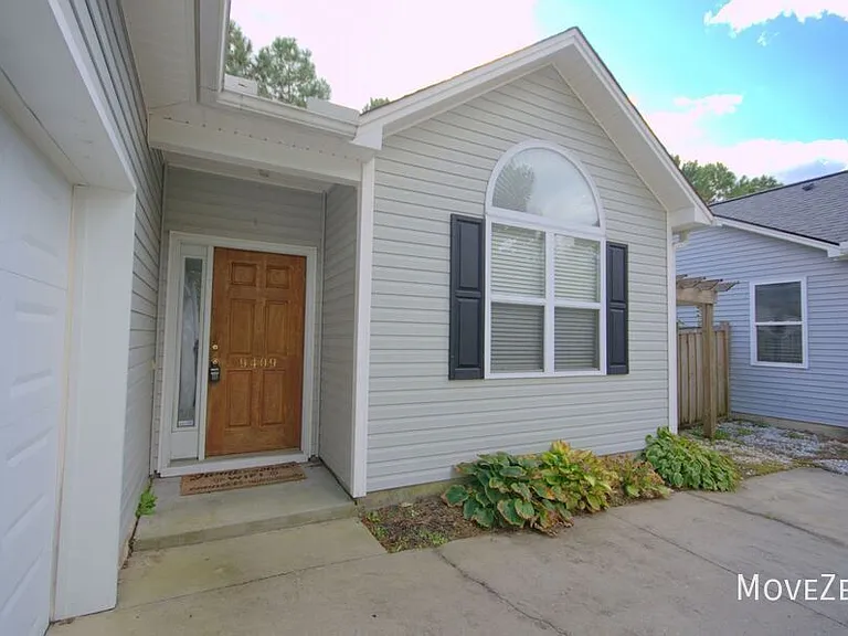 9409 Night Harbor Dr — Photo 6