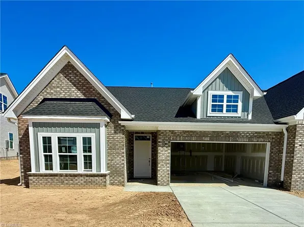 266 Yarrow Dr, Lexington, NC 27295