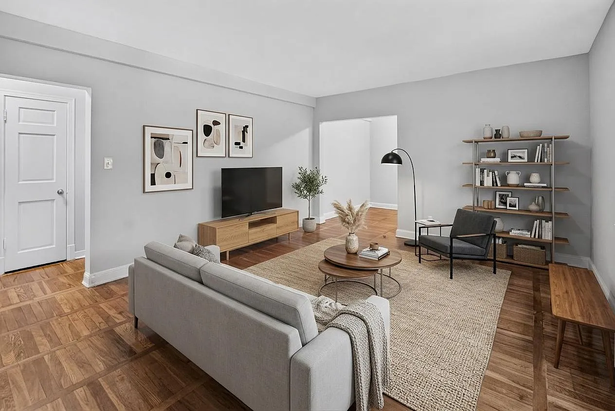 1447 Somerset Pl NW — Photo 1