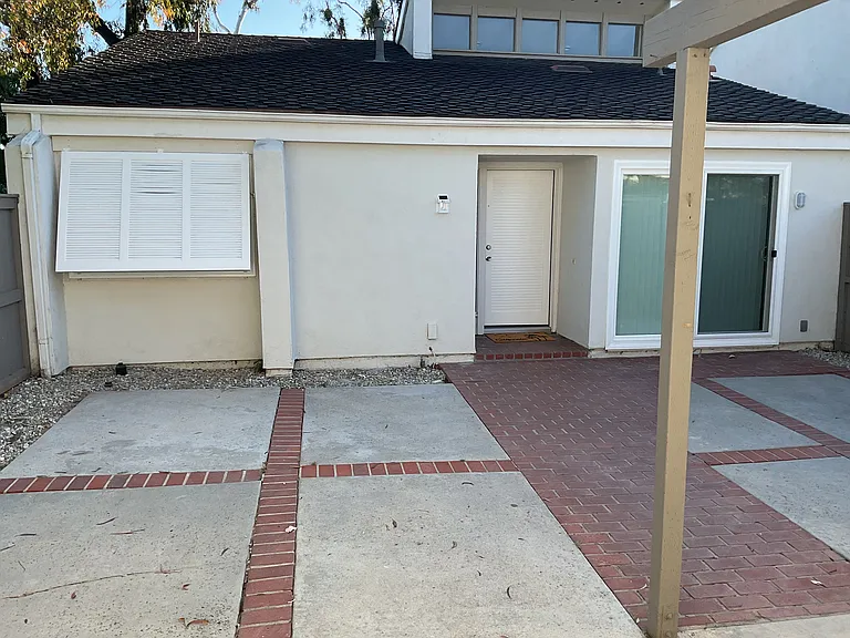 19752 Shorecliff Ln — Photo 6