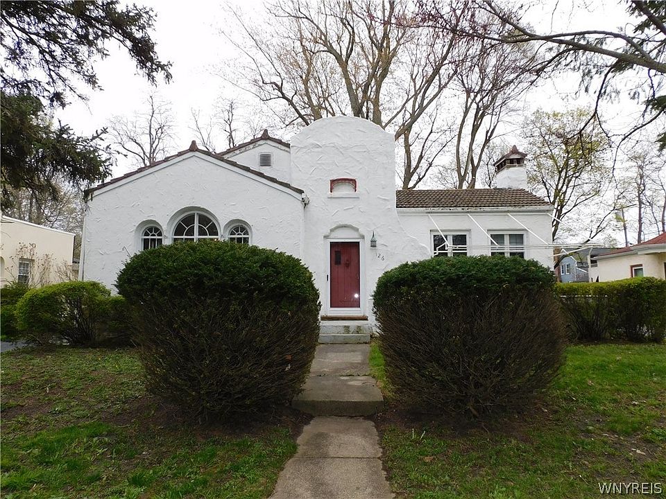 1st image of 126 Monroe Dr