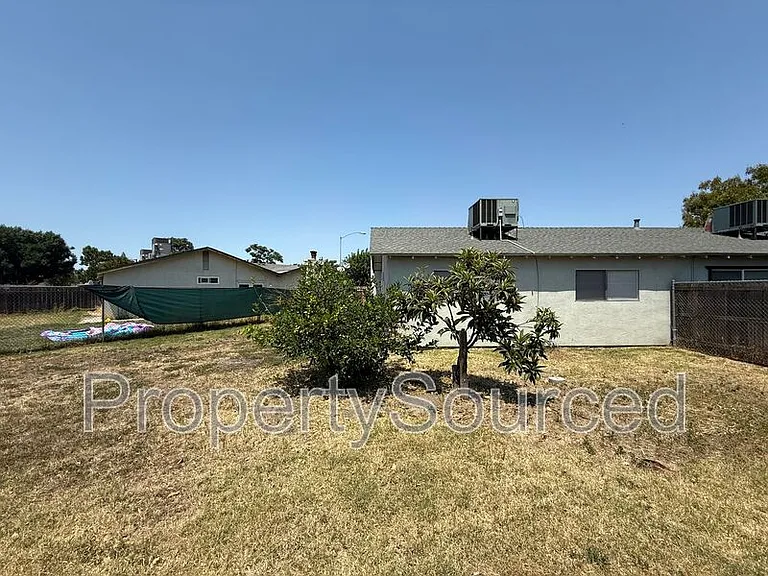 1944 Hickock Ct — Photo 39