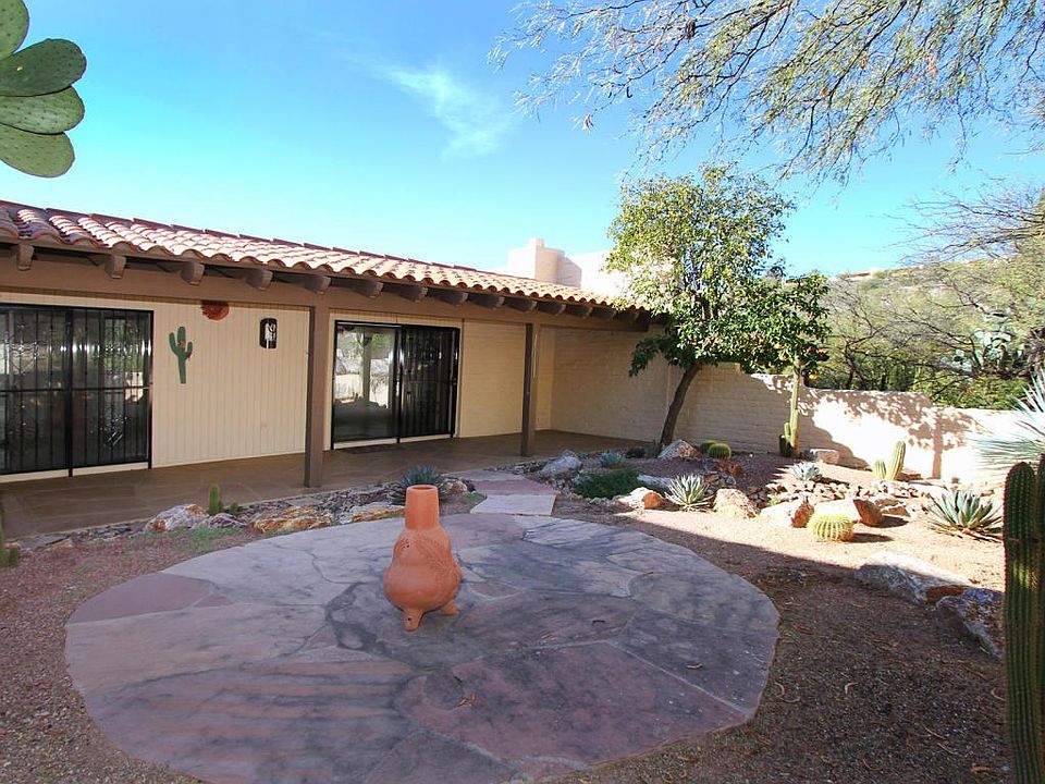 1st image of 5711 E Paseo Del Cenador