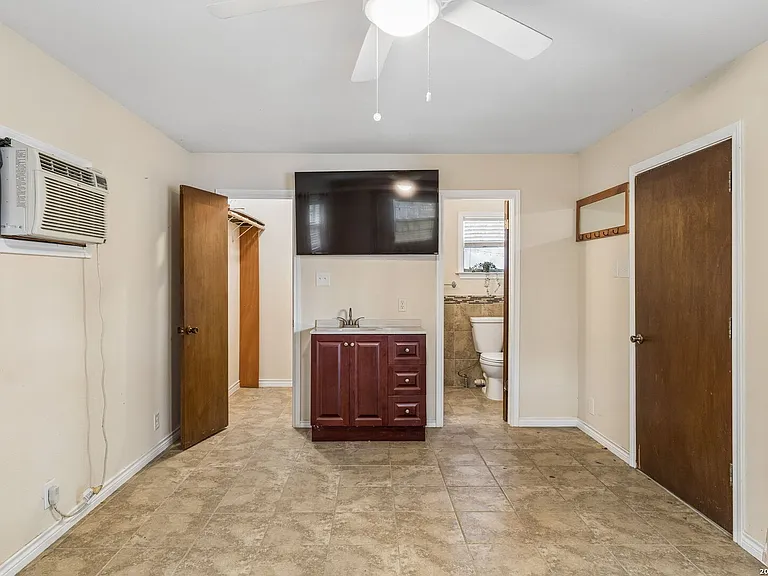 24818 House Mountain Rd — Photo 32
