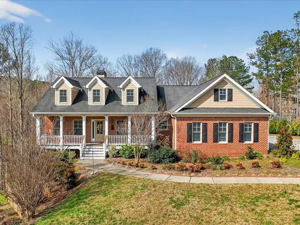 420 Gold Rush Trl, Ball Ground, GA 30107