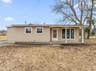 10406 Noble St, Crown Point, IN 46307