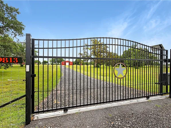 9813 County Road 309, Navasota, TX 77868