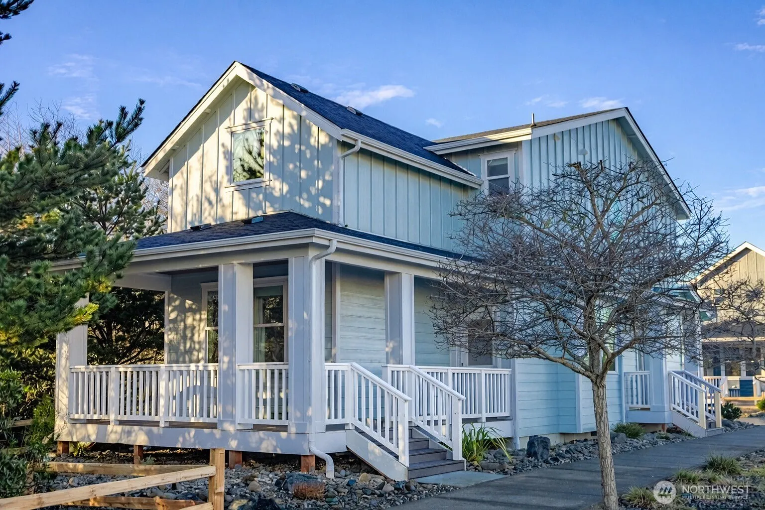 420 Swordfern Court SW photo 1