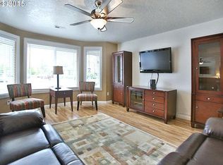 6193 SE Pegasus St, Hillsboro, OR 97123