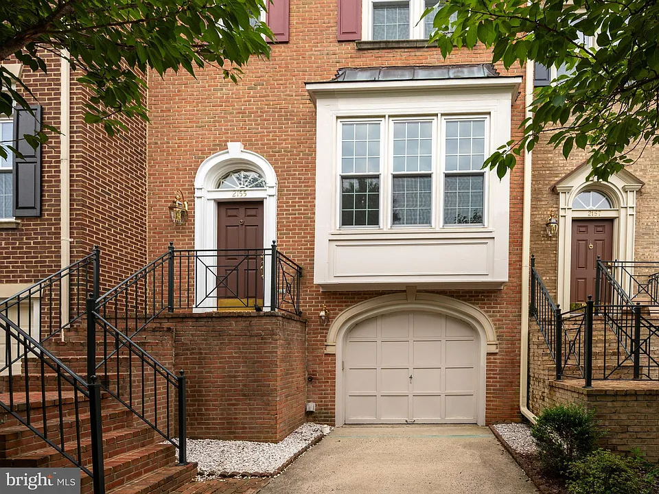 2155 Wolftrap Ct