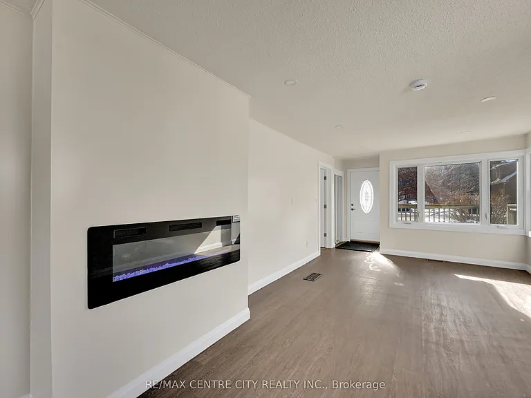 78 Langarth St W — Photo 21