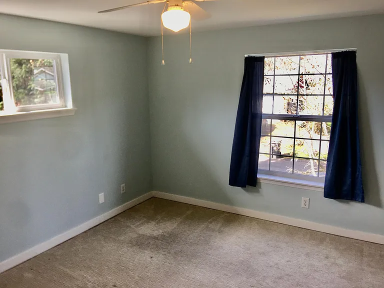 26418 Barrett Rd NE — Photo 23