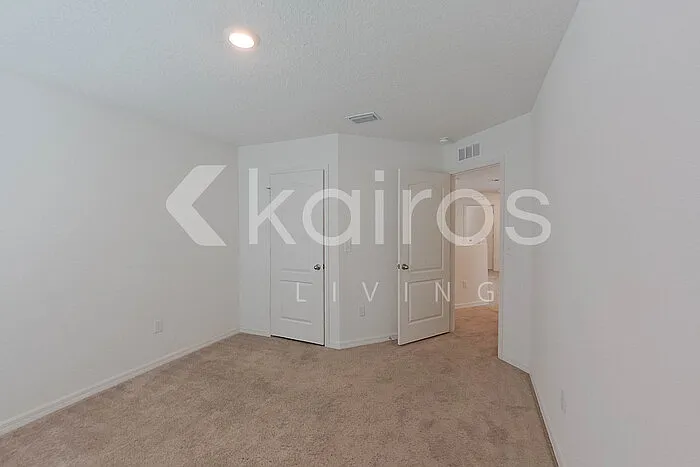 30059 Fedora Cir — Photo 19