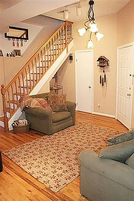 Sold by Hudson Place Realty | media 15