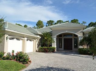 2046 Swainsons Run, Naples, FL 34105