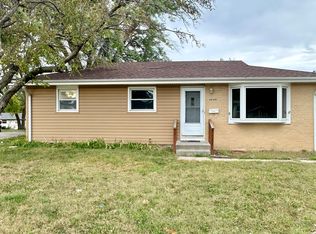 4649 N 94th St, Omaha, NE 68134