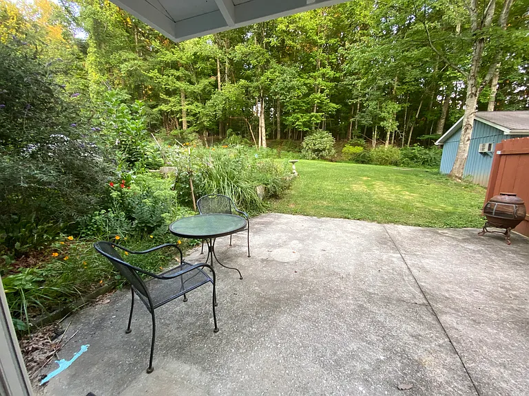 909 Dorothy St — Photo 8