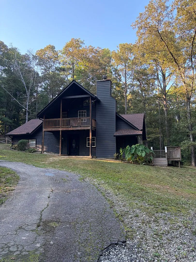 Cottage in the Woods — Photo 1