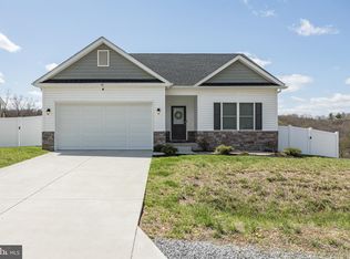 42 Larimar Ln, Inwood, WV 25428