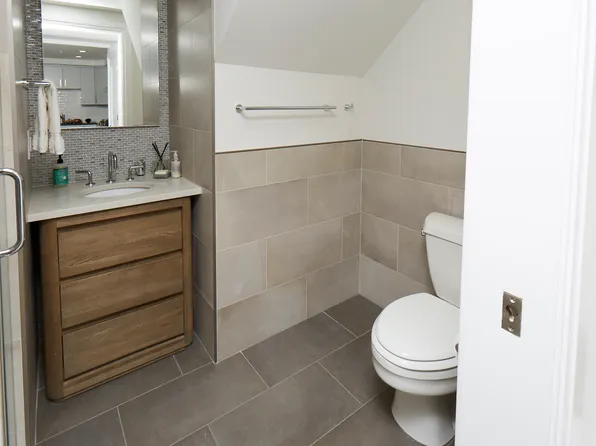 301 West 115th Street 5E image 2 of 25