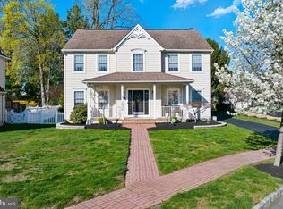 17 Emily Pl, Hamilton, NJ 08690