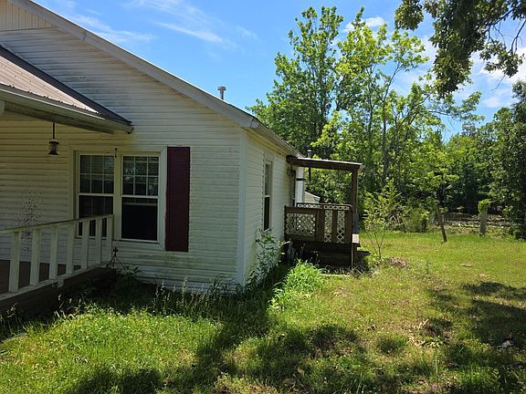 2nd image of 1421 County Road 232
