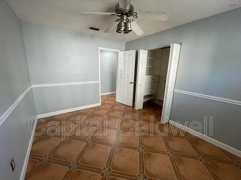 12813 Starling Dr — Photo 31