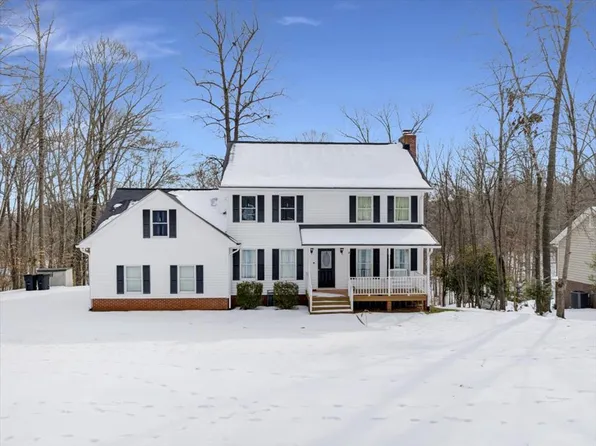 60 Stacey Ct, Clarksville, VA 23927