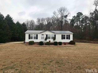 2354 Share Cake Rd, Clinton, NC 28328