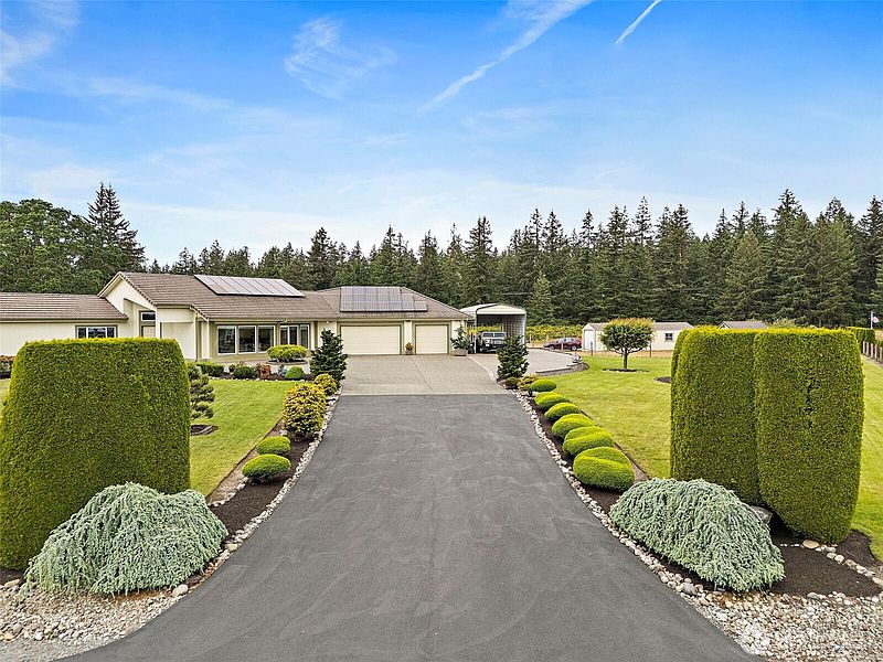 4th image of 2315 262nd Street Ct E