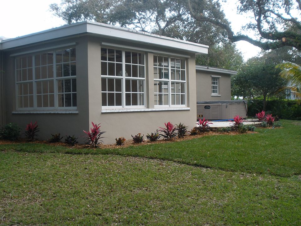 2nd image of 3815 Mockingbird Dr