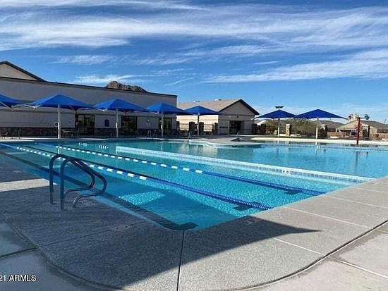 Community Center With Pool Access Included