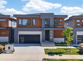 116 Bear St, Essex, ON N8M0A9