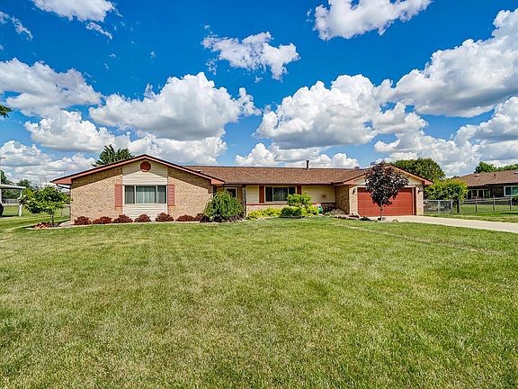 3rd image of 2232 Matrena Dr