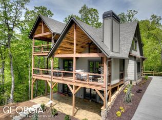 938 Price Rd, Blue Ridge, GA 30513