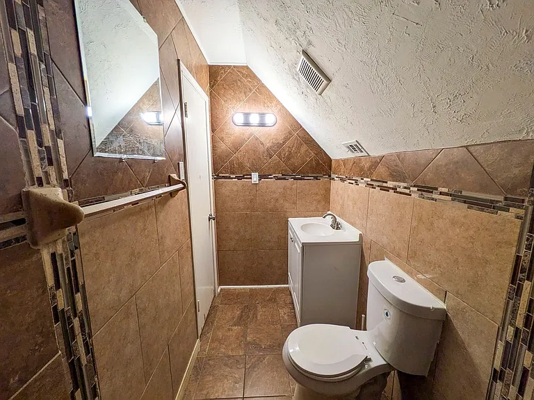 460 Belvedere Dr — Photo 27