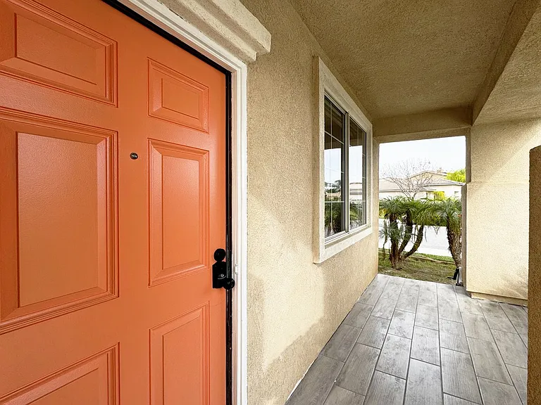 26876 Alta Mira St — Photo 7