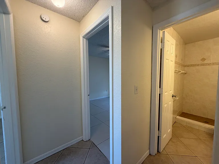 3802 SW Kocerik St — Photo 8