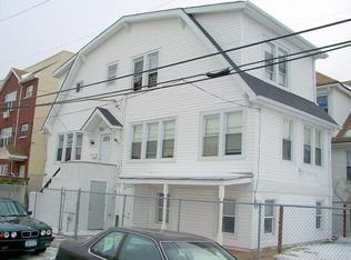 3205 Lewmay Rd, Far Rockaway, NY 11691