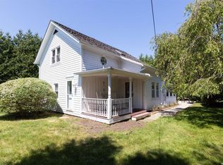 45 Baywater Ave, Southold, NY 11971