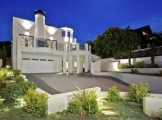 3451 Goldfinch St, San Diego, CA 92103