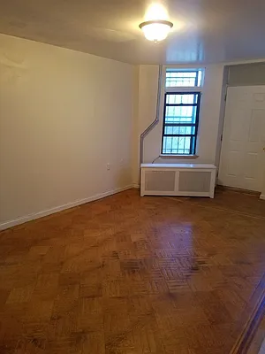 Rented by Quintess Real Estate LLC | media 3