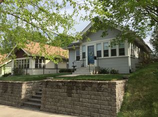 1130 Lafond Ave, Saint Paul, MN 55104