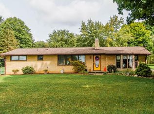 1915 State St NE, Canton, OH 44721