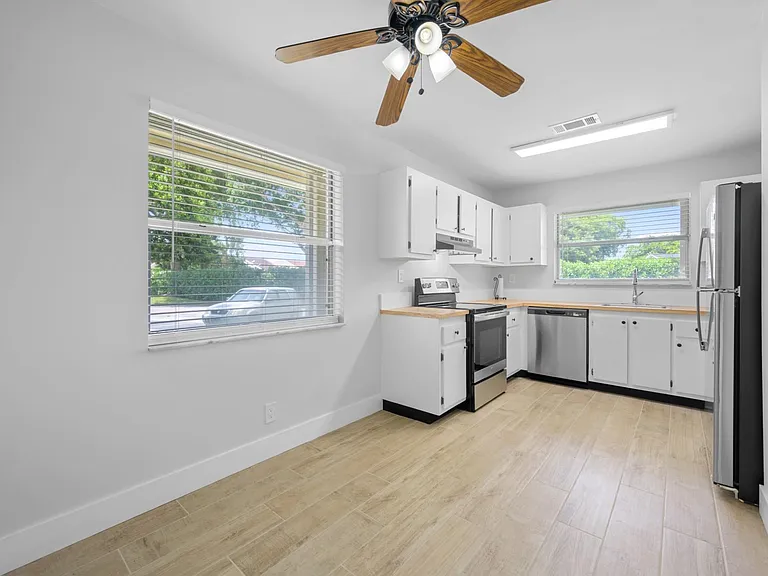 6371 Boca Cir — Photo 12