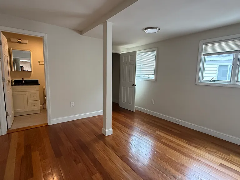 260 Salem St #2R — Photo 15